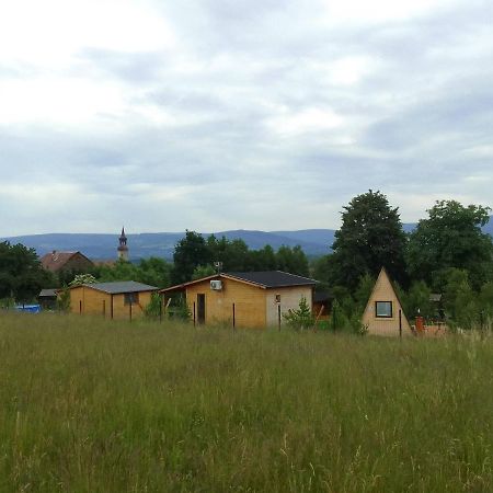 Szalas Izerskie: Górska Agroturystyka z Basenem i Placem Zabaw Mirsk Exterior photo